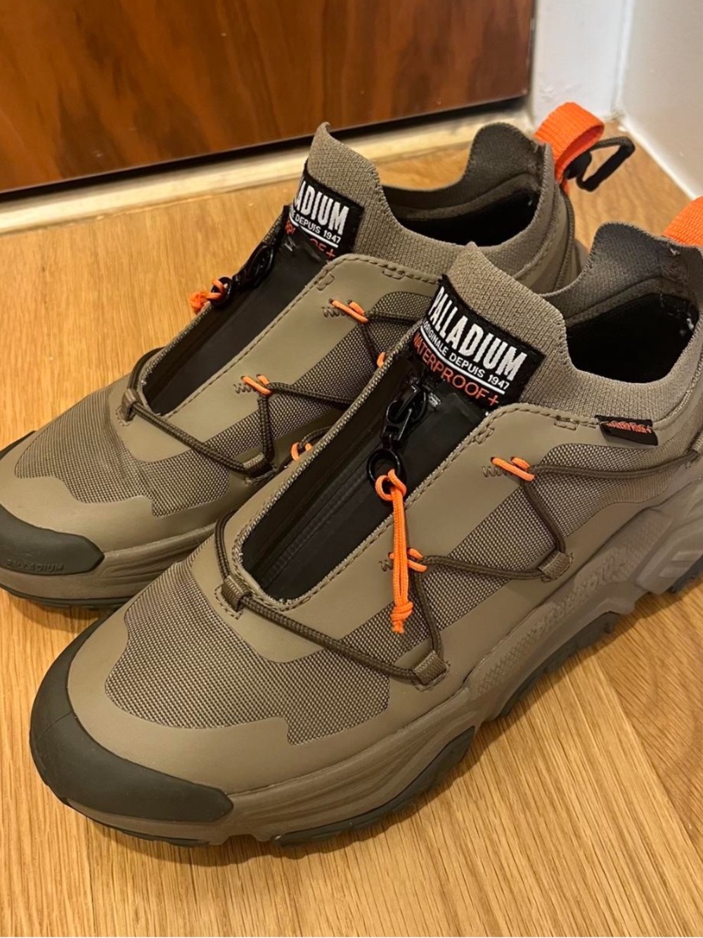 Palladium Waterproof Shoes in Khaki